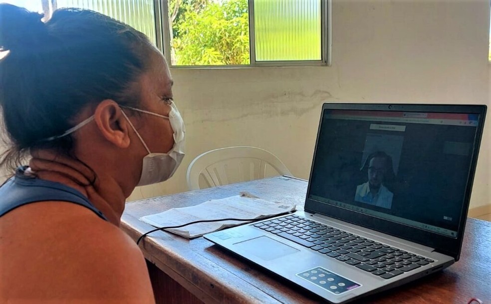 Primeiros atendimentos de telemedicina nas comunidades da Resex — Foto: Projeto PSA/Divulgação 