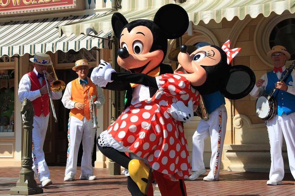 O casal mais icônico de Hollywood, Mickey e Minnie, completa 90 anos (Foto: Flickr/Carlos)