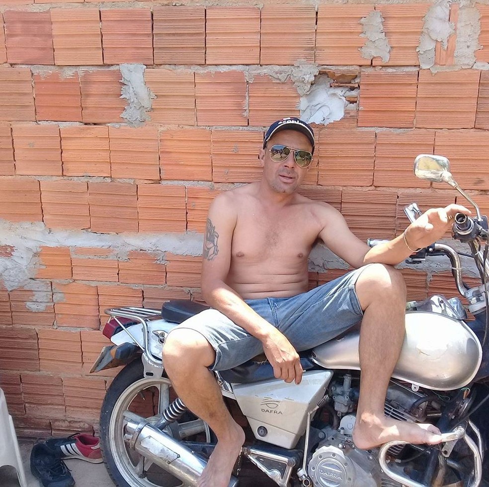 Antônio Djanak Silva Souza, de 42 anos, morreu em Cuiabá — Foto: Facebook/Reprodução