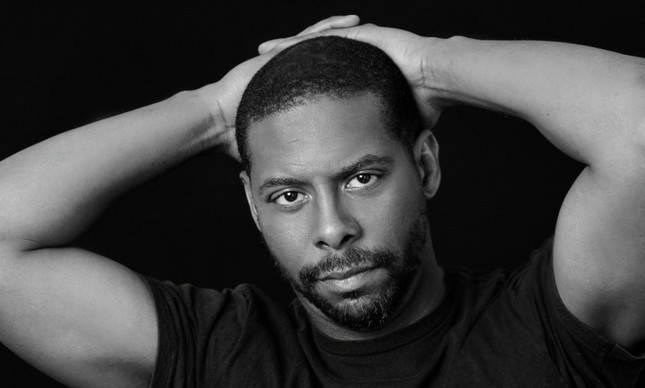 Tempos de coronavírus: ator e compositor, André Ramiro prepara seu novo ...