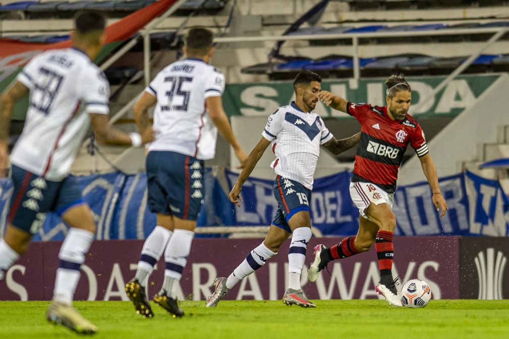 Diego Flamengo &mdash; Foto: Marcelo Cortes / Flamengo