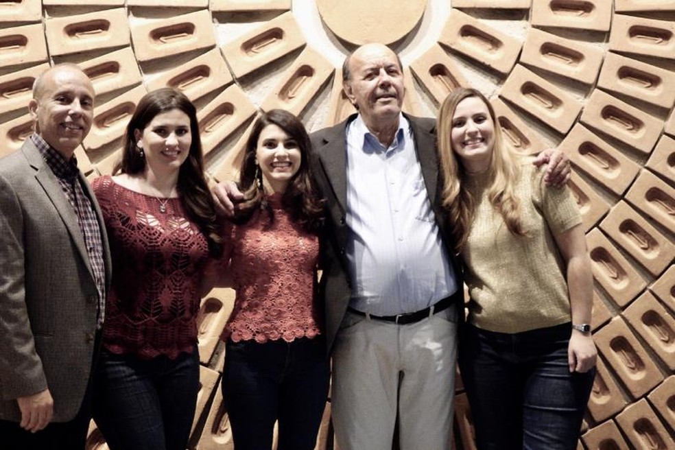 Baixar Cd Nelson Gonçalves 50 Anos De Boemia Choro Das 3 Faz Tributo A Nelson Goncalves Em Comemoracao Ao
