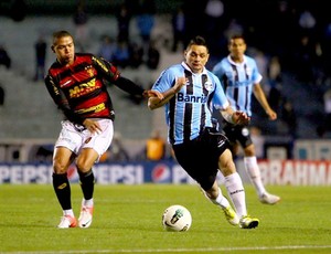 Pará na partida do Grêmio contra o Sport (Foto: Lucas Uebel / Site Oficial do Grêmio)