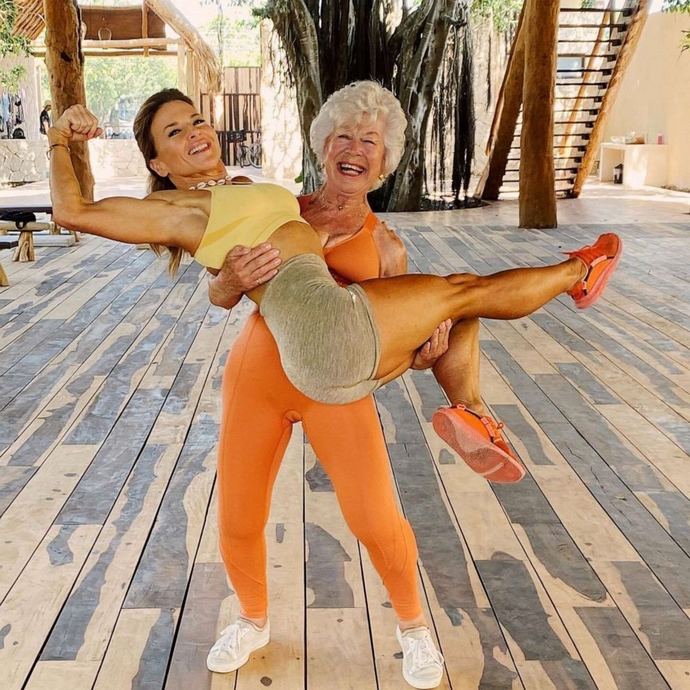 Joan e a filha Michelle — Foto: Reprodução/Instagram