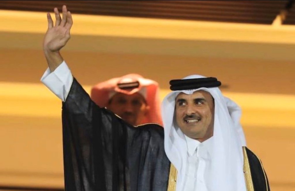 Tamim bin Hamad Al Thani é dono do Al Duhail, do Catar, e do PSG, da França — Foto: Getty Images