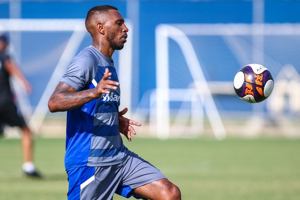 Paulo Miranda deve estrear pelo Grêmio (Foto: Lucas Uebel/Grêmio)