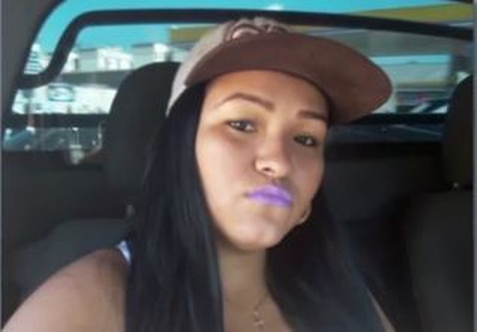 Corpo de Carine foi encontrado em um carro  â?? Foto: ReproduÃ§Ã£o/Redes sociais