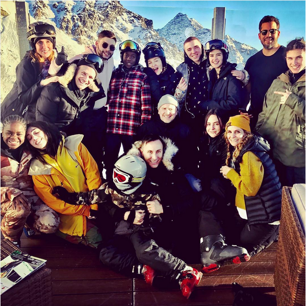 Madonna com os filhos, amigos e David Blaine de férias na Suíça (Foto: Instagram)
