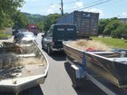 Polícia apreende 3 mil metros de redes de pesca no Rio Paraíba, no RJ