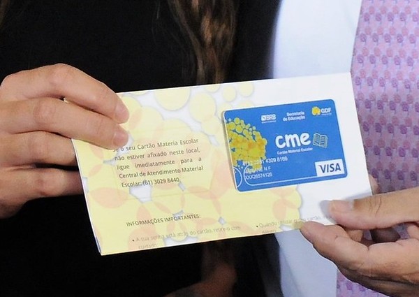 Cartao Material Escolar Pais Terao 45 Dias Para Utilizar