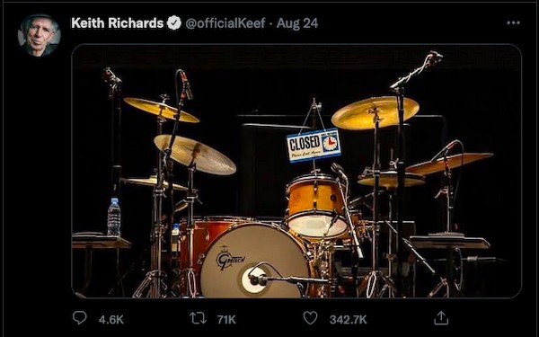 O post de Keth Richards em homenagem ao amigo Charlie Watts (Foto: Twitter)