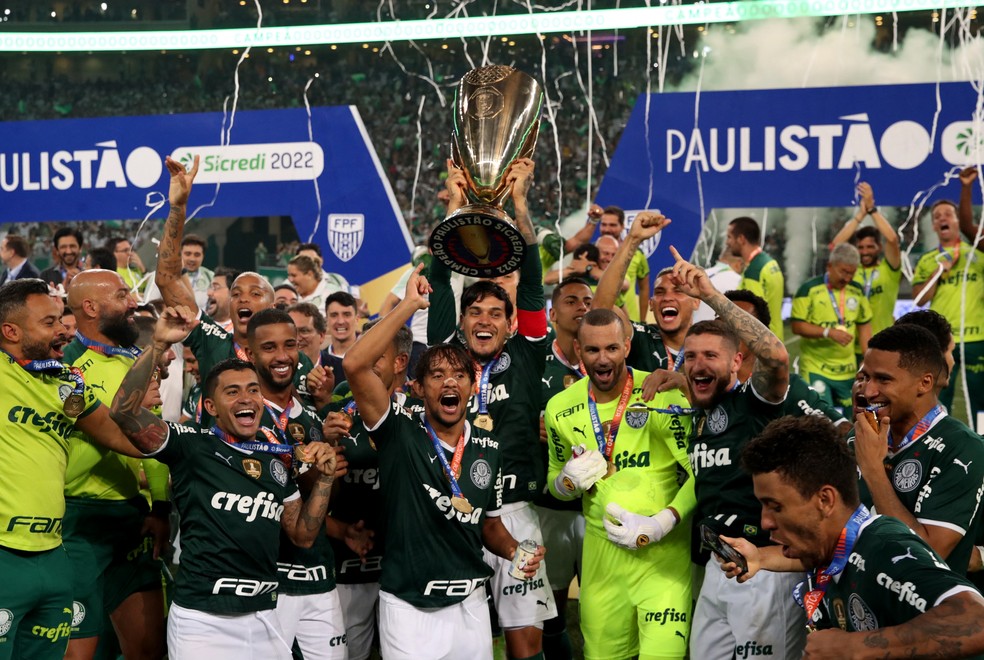 Palmeiras campeo paulista 2022 trofu  Foto: Amanda Perobelli/Reuters