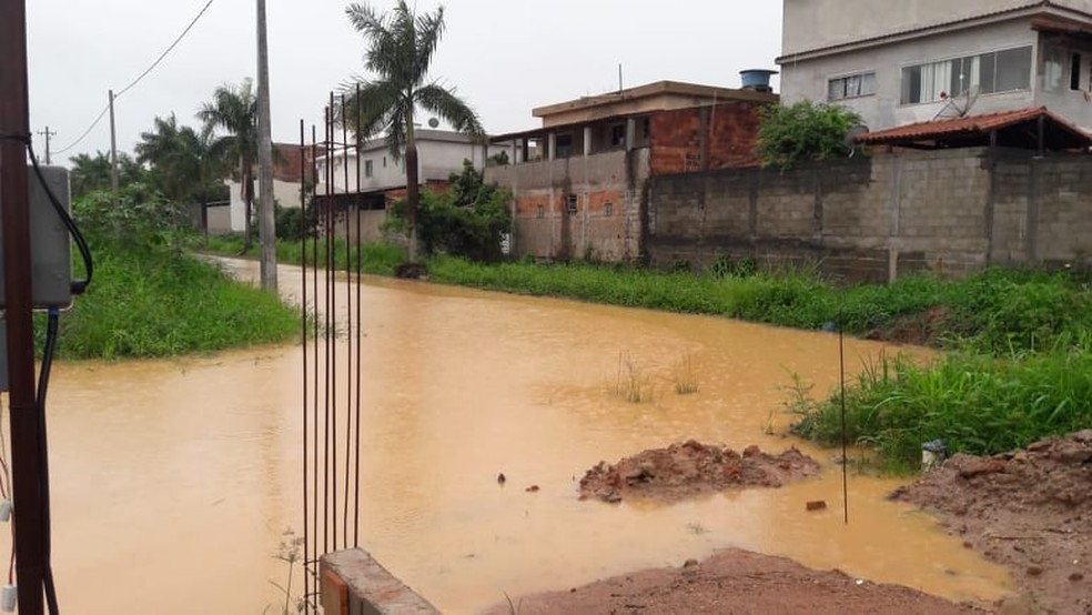 Pontos ficaram alagados em Itaocara â€” Foto: ReproduÃ§Ã£o/Folha Itaocarense