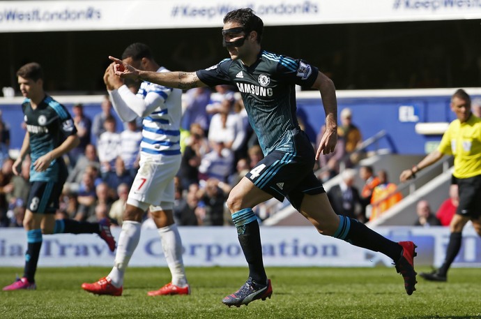 Fabregas Chelsea QPR (Foto: Reuters)