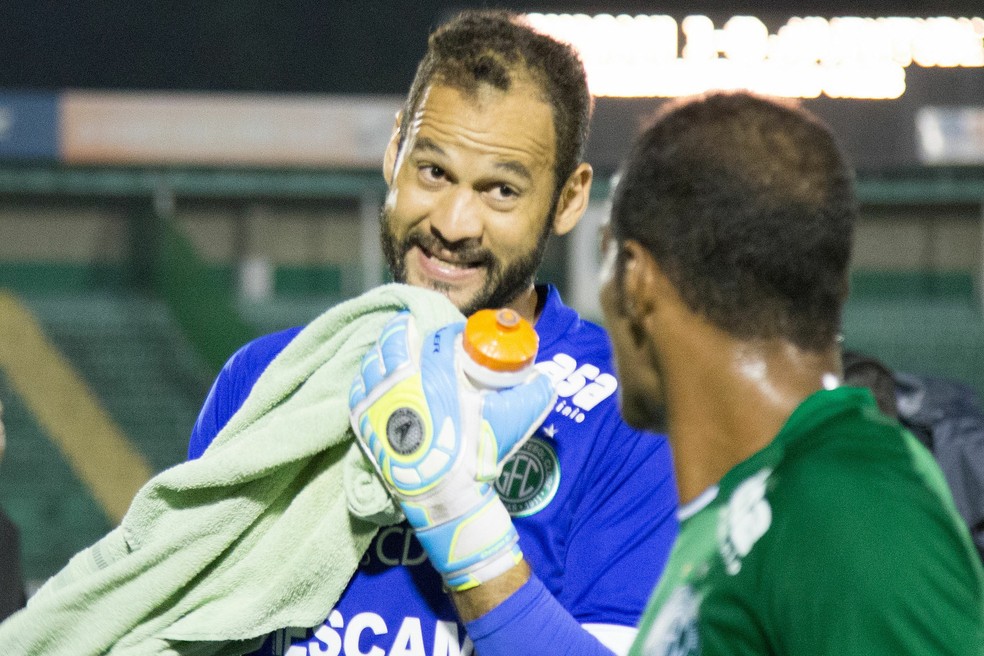 Comercial Ainda Busca Goleiro E Atacante Para Fechar Elenco De 2019 Comercial Sp Ge