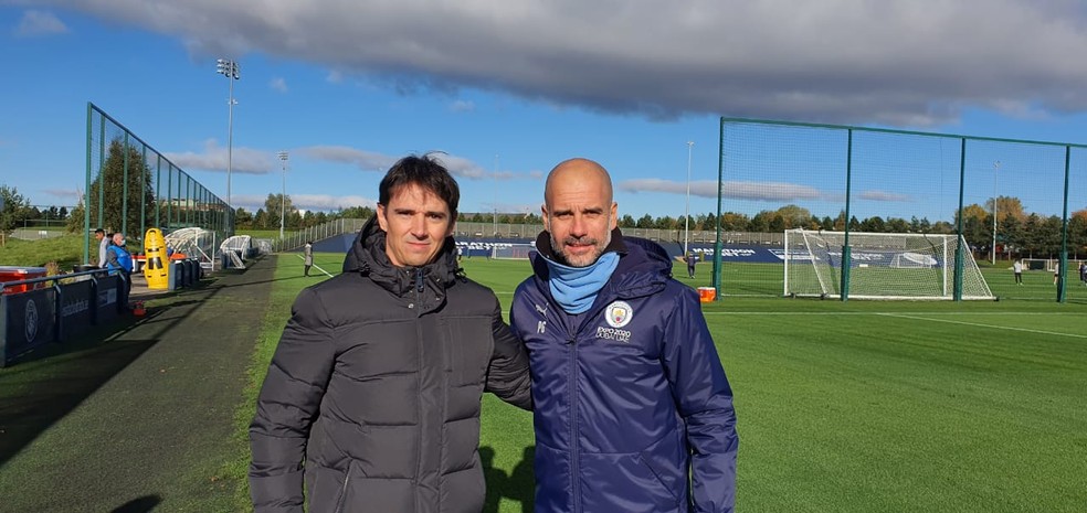 Perfil discreto, Guardiola e Róger Guedes em alta: conheça Thiago Larghi, auxiliar do Corinthians