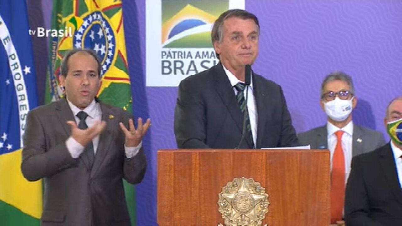 Jair Bolsonaro discursa em lançamento do Plano Nacional de Vacinação contra a Covid-19