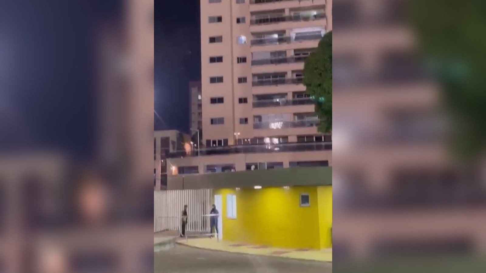 Casal faz sexo da janela de apartamento com vista para estádio de futebol  lotado - Jornal Floripa