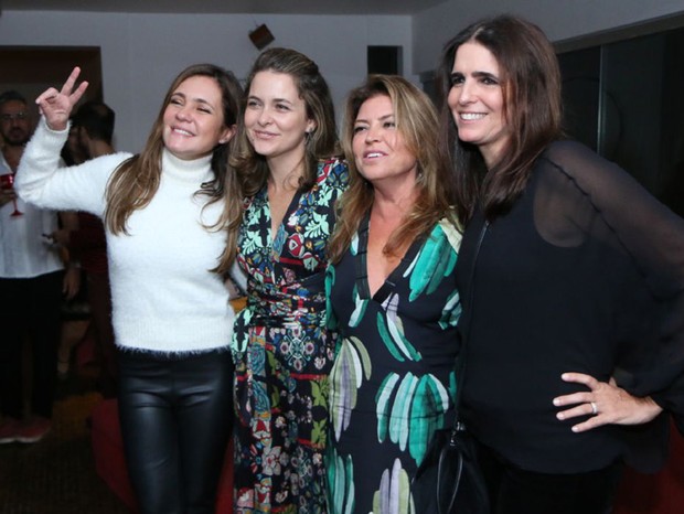 A Vida Como Ela é Claudia Abreu Que Time Evento Reune Adriana Esteves Malu Mader Claudia Abreu