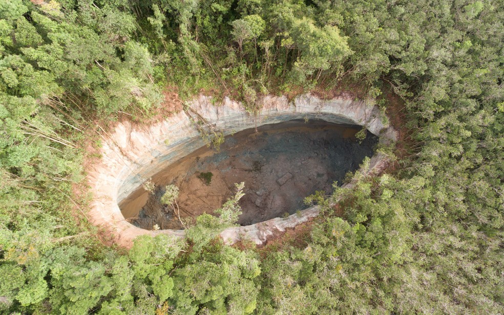 Cratera misteriosa em 2018 — Foto: OrtoPixel – Soluções com Drones, Geotecnologias e Arquitetura
