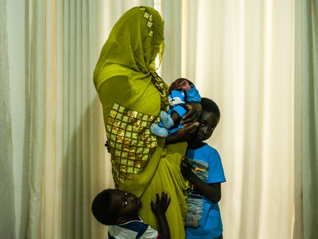 As histórias de mães refugiadas que lutam para criar seus filhos no Brasil (Foto:  Luiza Kons)