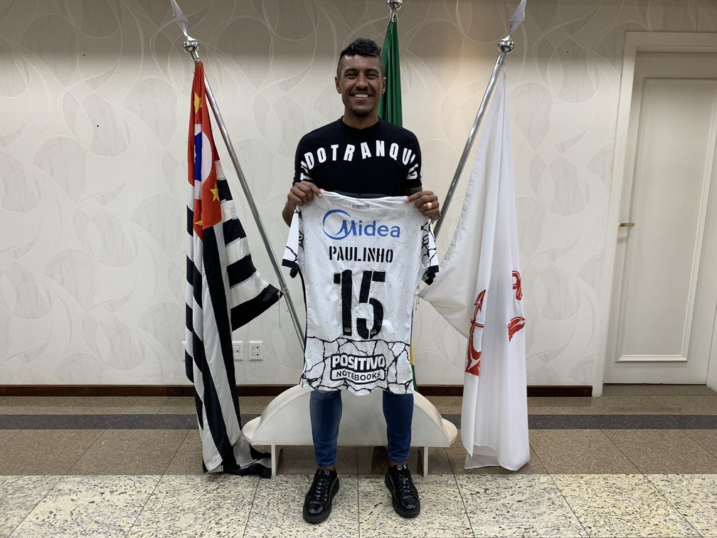 Corinthians inicia 2022 com expectativa alta por contratação de atacante de peso