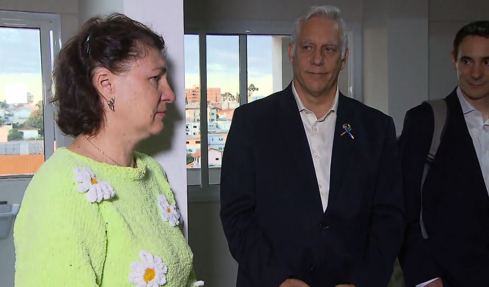 Vitória foi uma das ucranianas a receber visitas dos embaixadores — Foto: RPC