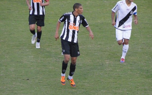 Leonardo Silva Atlético-MG (Foto: Leonardo Simonini / Globoesporte.com)