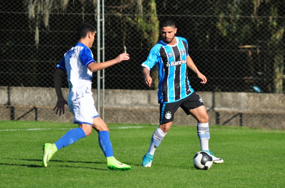 Dionathã vinha jogando no Brasileiro sub-20 (Foto: Rodrigo Fatturi/Grêmio)