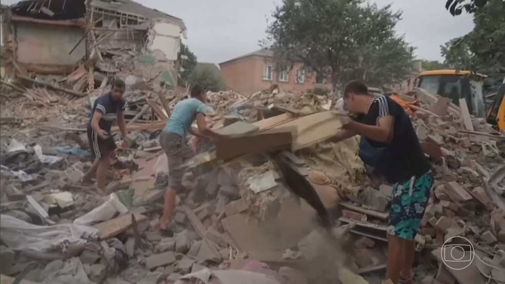 Imagens de destroços na Ucrânia — Foto: Reprodução 