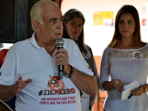 Ministros visitam São José e Pinda em evento nacional contra dengue (Foto: Filipe Rodrigues/ G1)