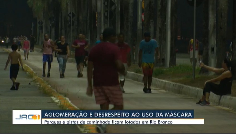 Pista de caminhada da Arena fica lotada; frequentadores não usam máscaras — Foto: Reprodução Rede Amazônica