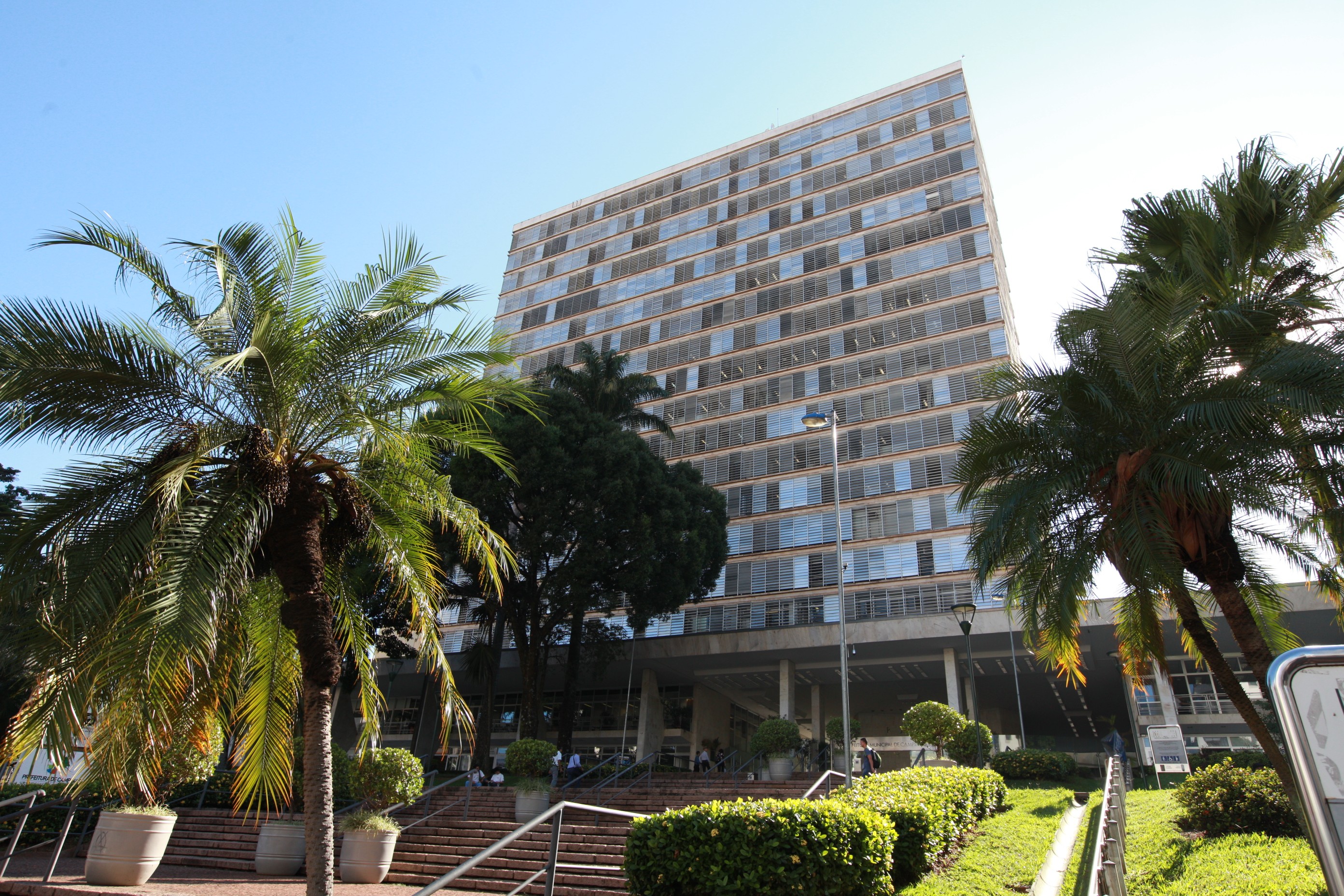 Campinas convoca 50 candidatos aprovados em concursos públicos para preencher 17 cargos