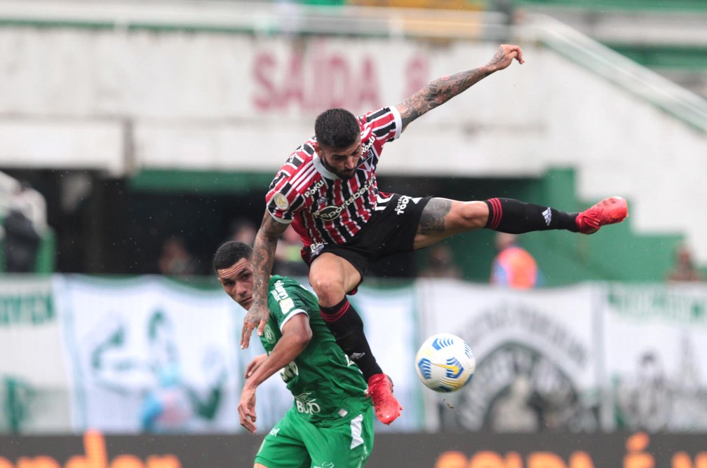 São Paulo vive jejum contra times que subiram da Série B e empaca no Brasileirão; veja números