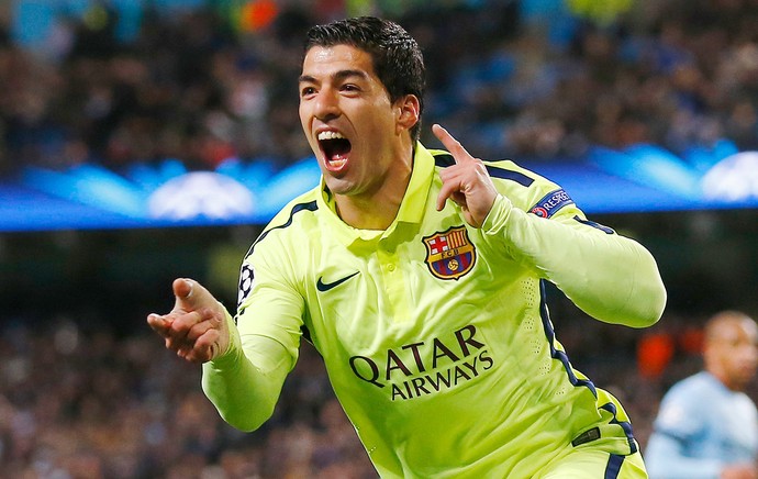 Suarez comemora gol do Barcelona contra o Manchester City (Foto: Agência Reutes)