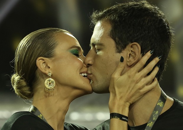 Renata Kuerten e Alberto Senna (Foto: Roberto Filho/Brazil News)