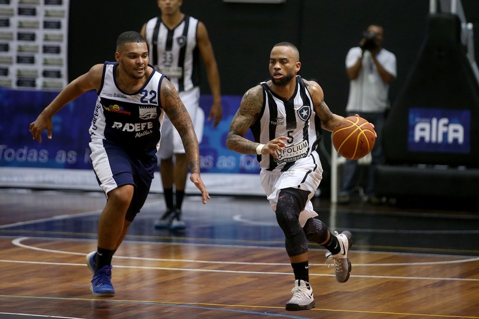 Botafogo tem Jamaal Smith como uma de suas estrelas — Foto: Satiro Sodré/SSPress/Botafogo