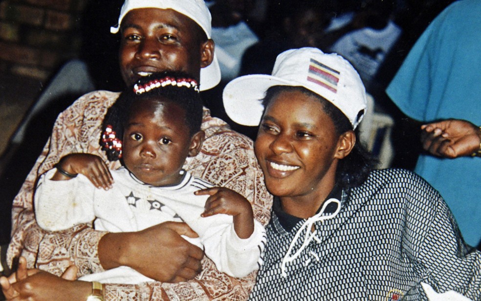 Susan Kigula e Constantine Sseremba moravam juntos e tinham uma filha (Foto: Arquivo pessoal)