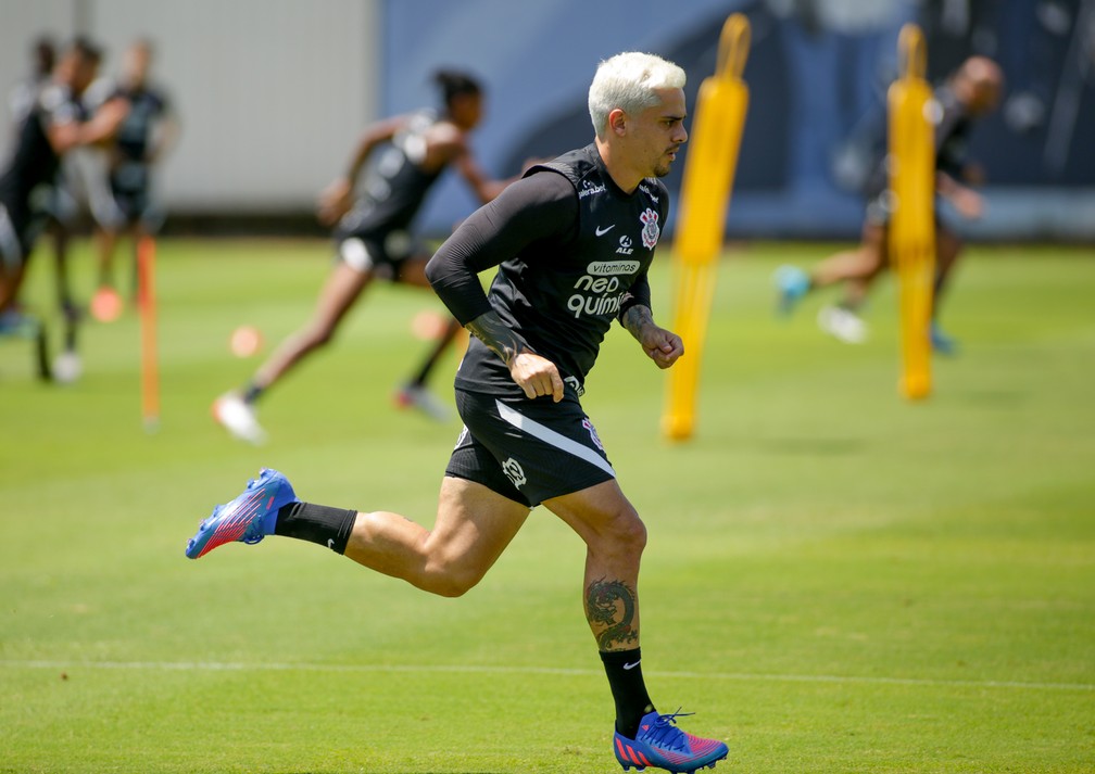 Corinthians enfrenta o São Bernardo em busca de defender tabu de oito anos
