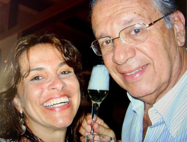 Andrea Santa Rosa, mulher de Márcio Garcia, homenageia o sogro, Carlos Alberto, que morreu vítima de Covid nesta sexta-feira  (Foto: Reprodução / Instagram)