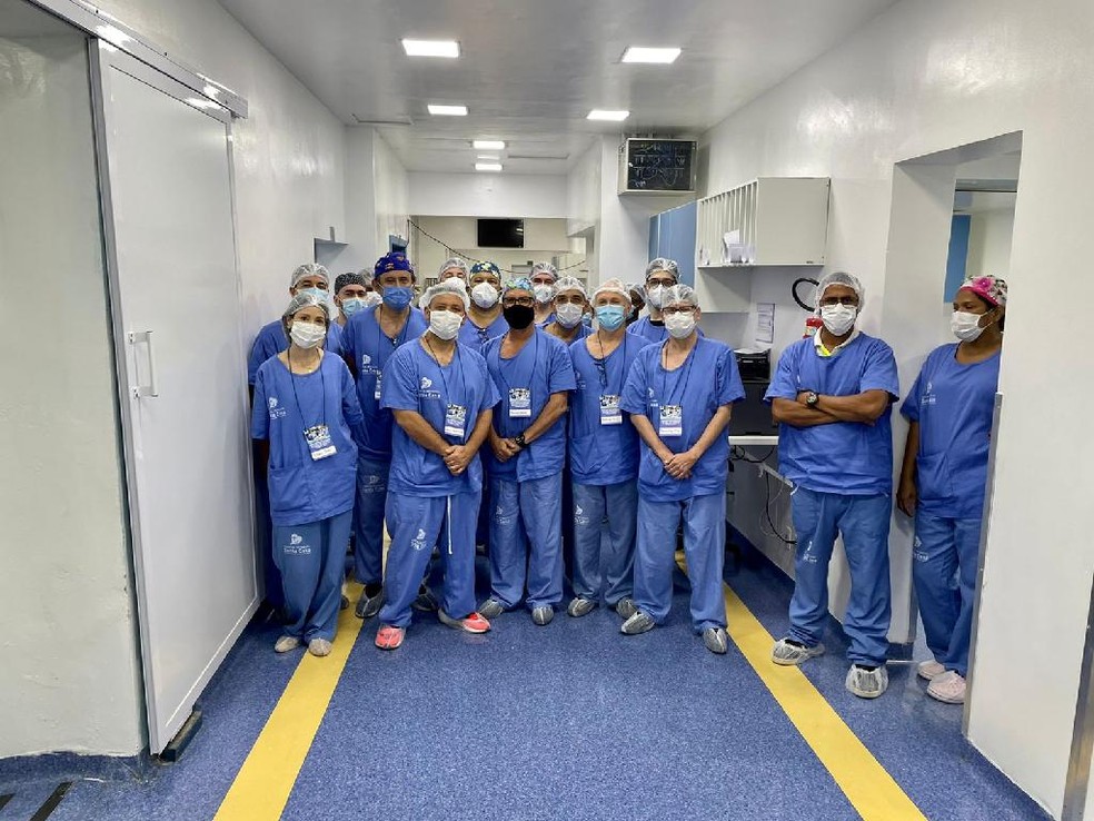 Mais de 30 profissionais participaram do procedimento — Foto: Reprodução/Hospital Santa Casa