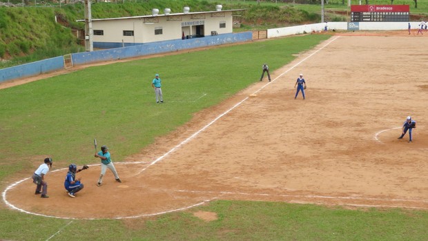 Seleção de beisebol, com maioria de atletas amadores, pode chegar