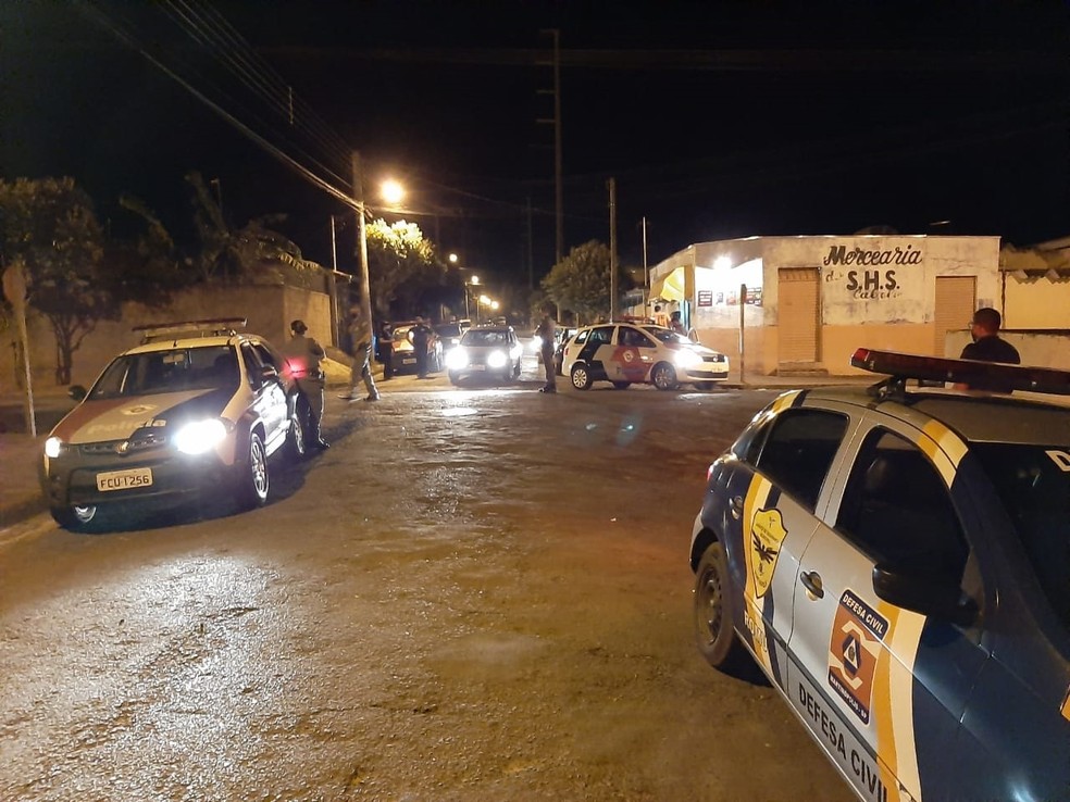 Operação Choque de Ordem fiscalizou normas relacionadas à Covid-19 em Martinópolis — Foto: Defesa Civil