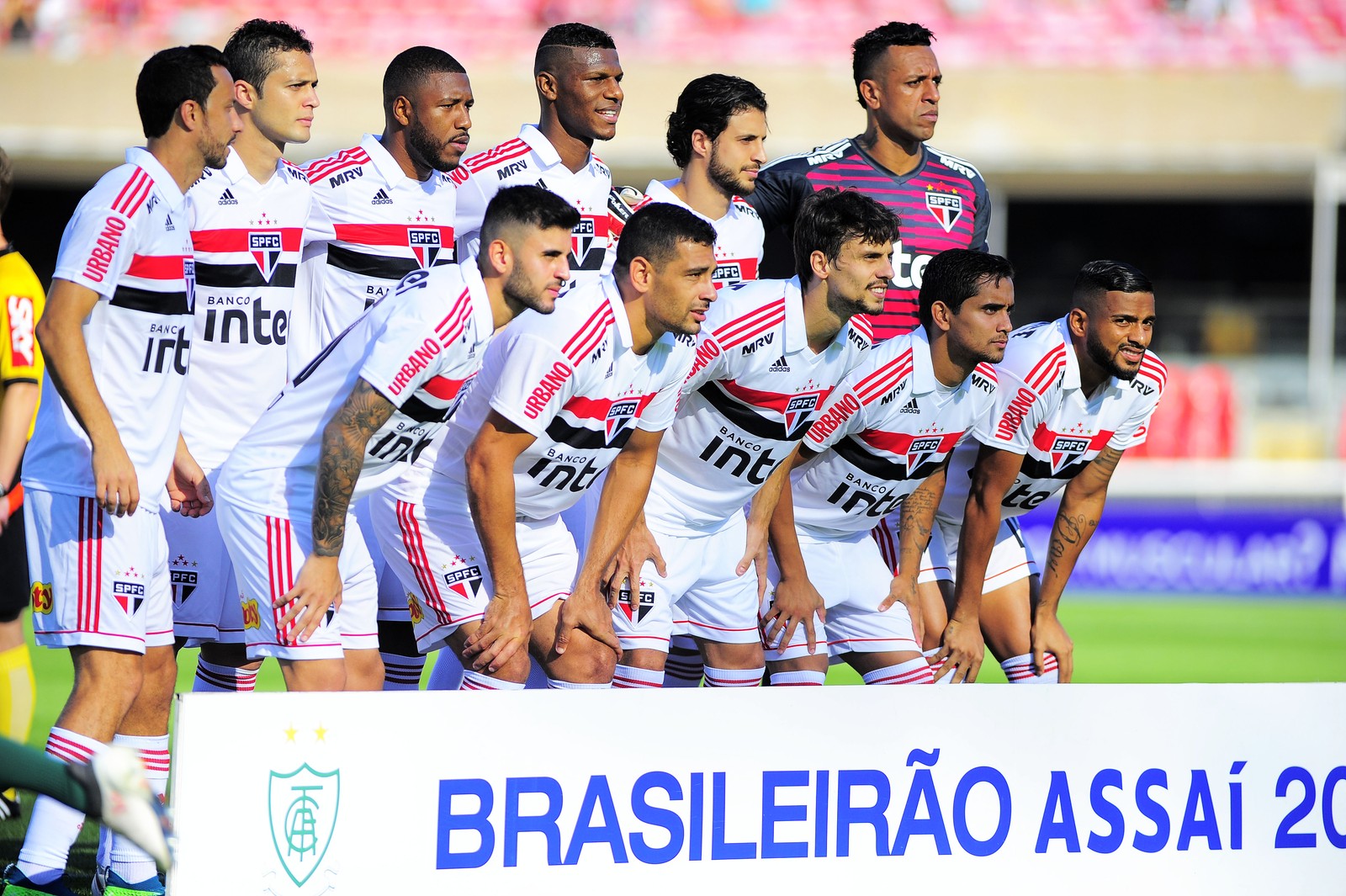 [COMENTE E DÊ SUA NOTA] Atuações do São Paulo: Tréllez vacila em gol do rival; Nenê e Diego Souza se destacam