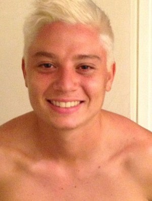 Adryan promete correr triplicado para realizar sonho de brilhar no Fla