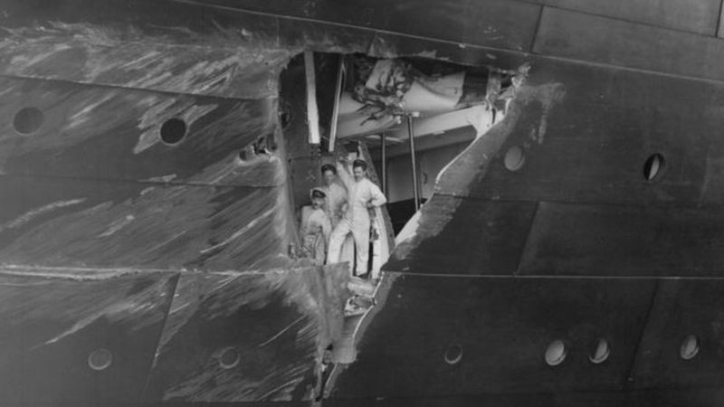 Rombo no casco do RMS Olympic, navio considerado 
