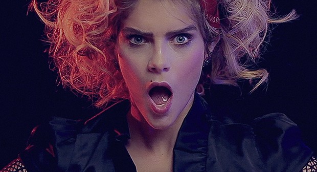 Material Girl: Isabella Santoni vira Madonna “Beauty Flash” (Foto: Divulgação)