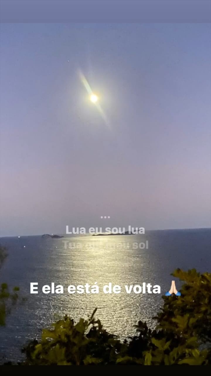Angélica também curtiu o nascer da lua no início da noite de hoje (Foto: Reprodução/Instagram)