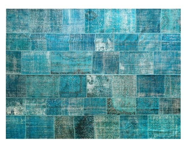 Tabriz | Tapete Boresh Patchwork Estonado, feito manualmente com pedaços de tapetes orientais estonados, disponível em diversas cores, de R$ 2.450 por R$ 1.225 o m² (Foto: Divulgação)