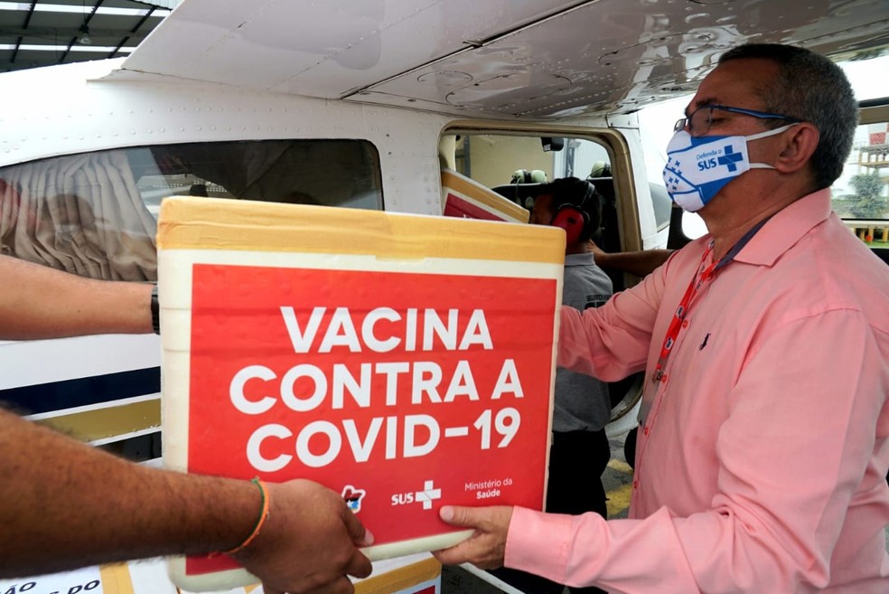 Os imunizantes foram levados para as 19 Unidades Regionais de Saúde e, de lá, seguiram para as demais cidades — Foto: Divulgação